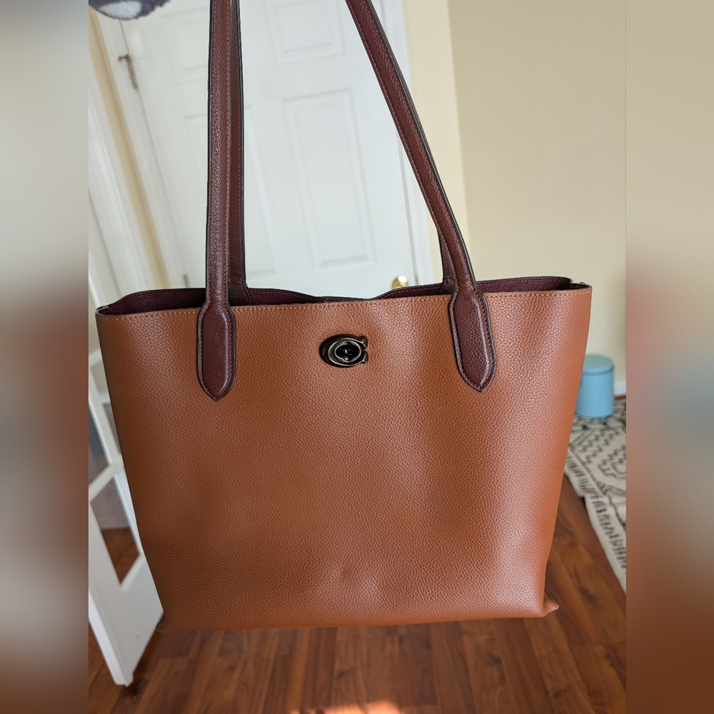 Coach Willow Tote Bag In Colorblock With Signature Canvas Interior